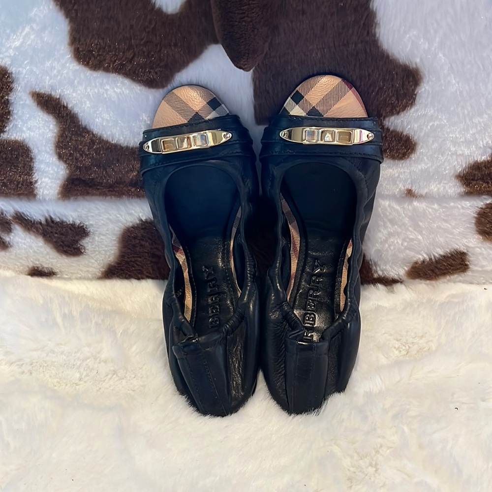 Authentic Burberry flats